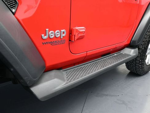 Used 2019 Jeep Wrangler Sport AWD/4WD image 31