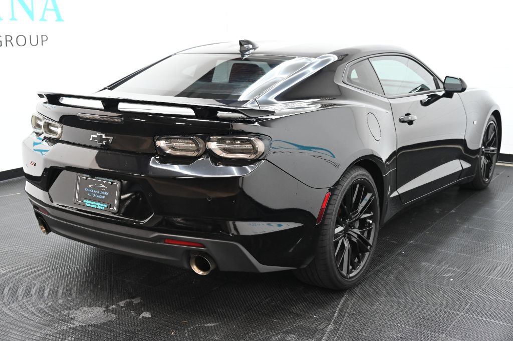 Used 2019 Chevrolet Camaro SS RWD image 3