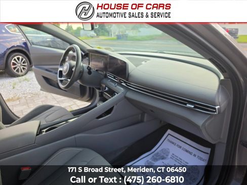 Used 2023 Hyundai Elantra SEL w/ Convenience Package FWD image 38
