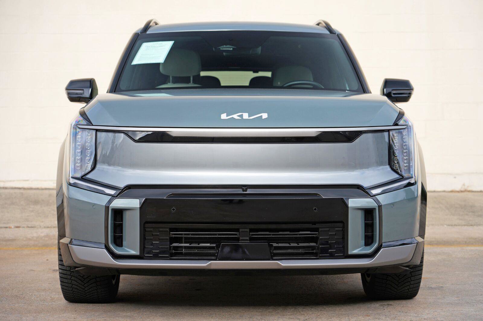Used 2024 Kia EV9 GT-Line AWD/4WD image 7