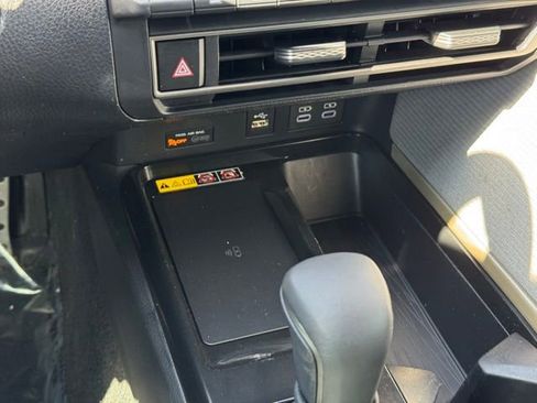 Certified 2025 Toyota Camry SE AWD/4WD image 14