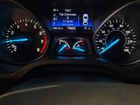Used 2017 Ford Escape Titanium AWD/4WD image 23