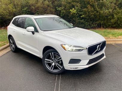 Used 2021 Volvo XC60 T5 Momentum w/ Protection Package Premier