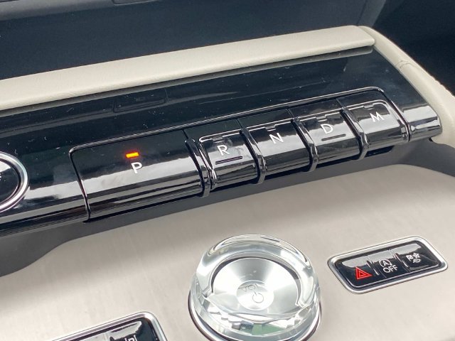 New 2026 Lincoln Navigator Reserve AWD/4WD image 26