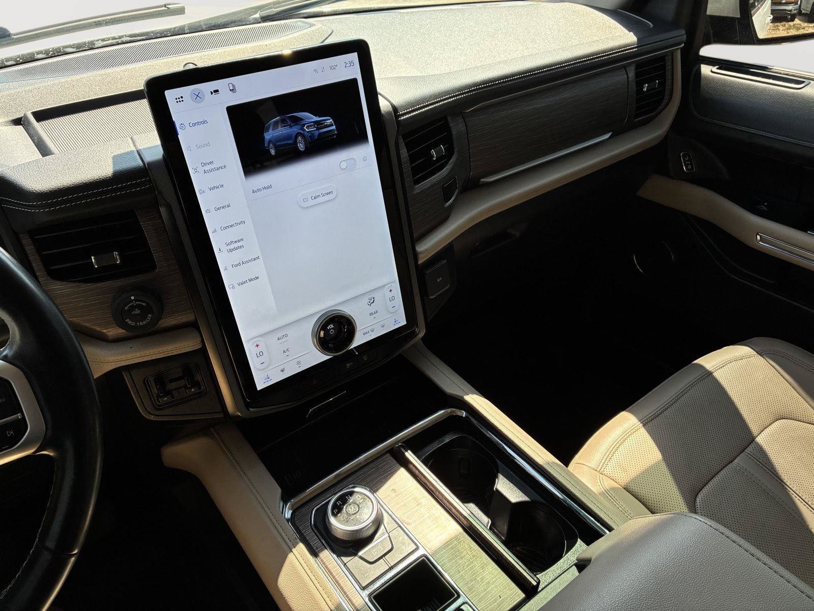Used 2022 Ford Expedition Max Limited RWD image 17