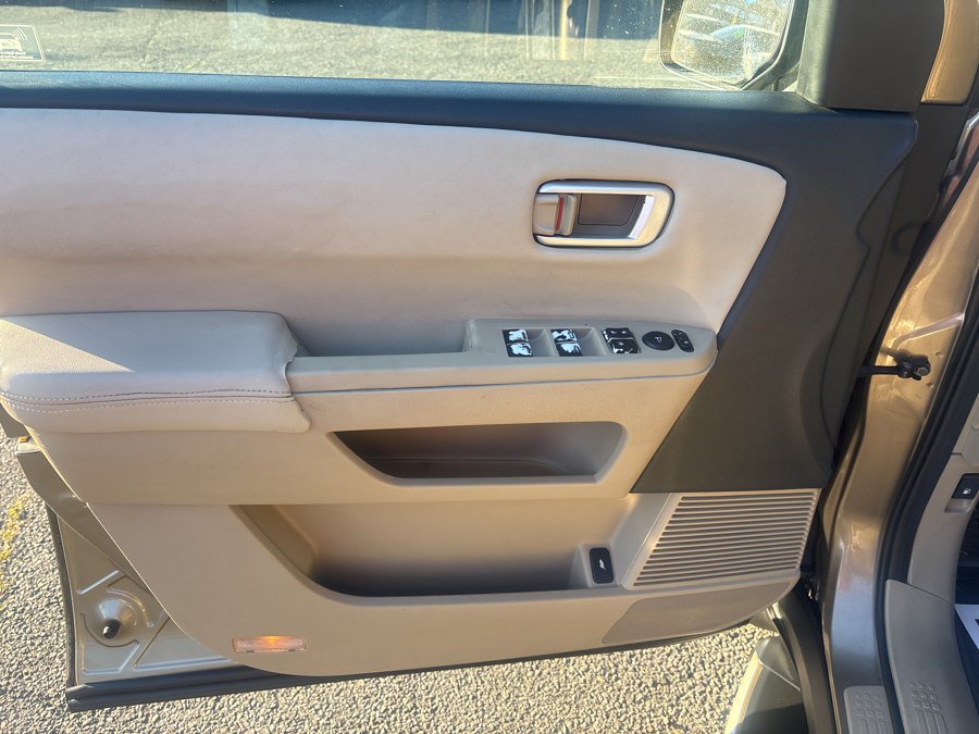 Used 2011 Honda Pilot EX-L image 14