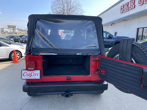 Used 2006 Jeep Wrangler Unlimited image 8