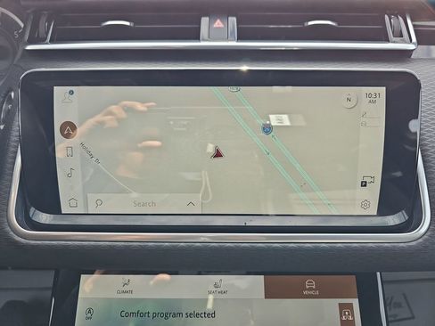 Used 2023 Land Rover Range Rover Velar R-Dynamic S image 26