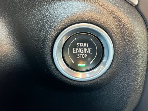 Used 2022 GMC Sierra 1500 Elevation image 30