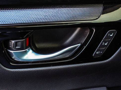 Used 2023 Honda CR-V EX-L image 9