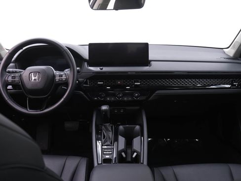 Certified 2025 Honda Accord EX-L image 5