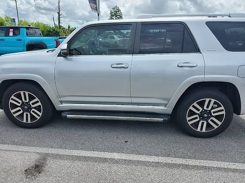 Used 2015 Toyota 4Runner Limited AWD/4WD image 12