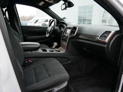 Used 2016 Jeep Grand Cherokee Laredo w/ Quick Order Package 23E image 15