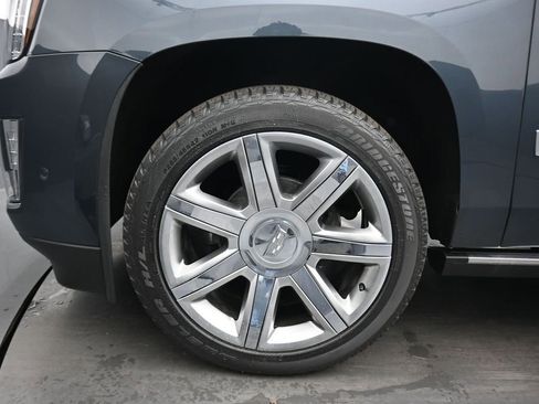 Used 2019 Cadillac Escalade Premium Luxury AWD/4WD image 67