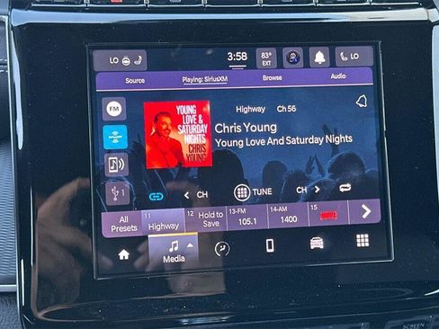 New 2025 Jeep Grand Cherokee Altitude image 15