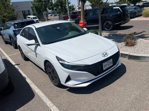 Used 2023 Hyundai Elantra Blue FWD image 1