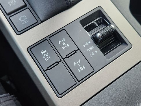 Used 2025 Toyota Land Cruiser w/ Premium Package image 32