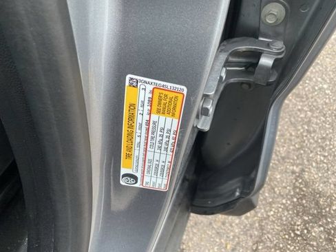 Used 2025 Chevrolet Equinox RS w/ Safety and Technology Package AWD/4WD image 31