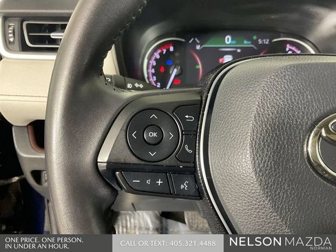 Used 2019 Toyota RAV4 Limited FWD image 43