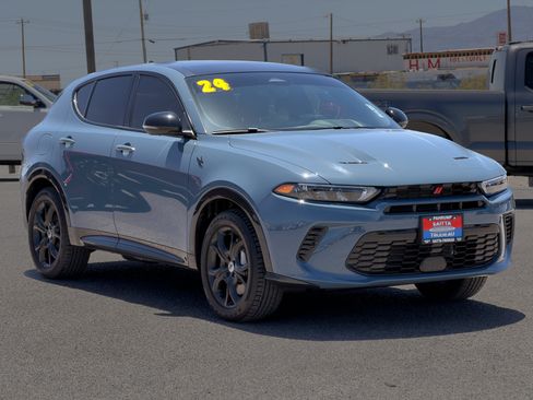 Used 2024 Dodge Hornet R/T Plus w/ R/T Blacktop Package AWD/4WD image 7