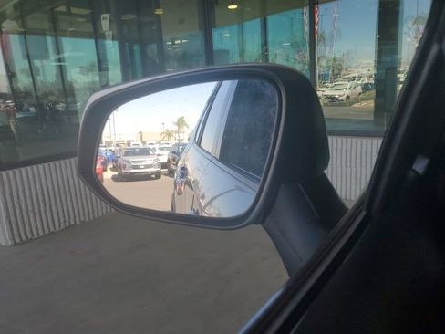 Used 2021 Toyota RAV4 XLE image 29