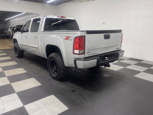 Used 2013 GMC Sierra 1500 SLT image 2