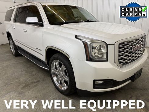 Used 2018 GMC Yukon XL Denali image 1