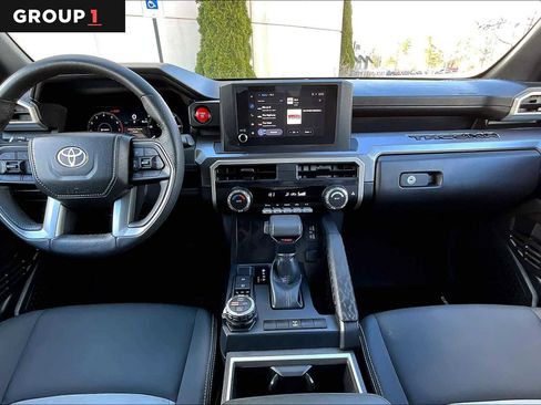Used 2025 Toyota Tacoma TRD Off-Road image 16