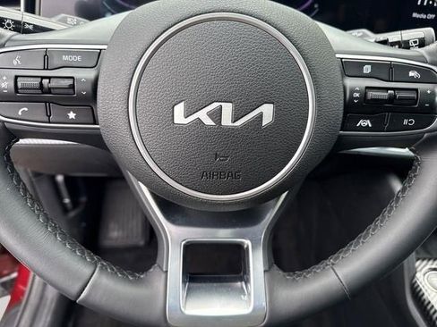 Used 2025 Kia Sportage X-Line w/ Premium Package AWD/4WD image 6