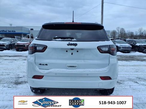 Used 2024 Jeep Compass Limited w/ High Altitude Package image 6