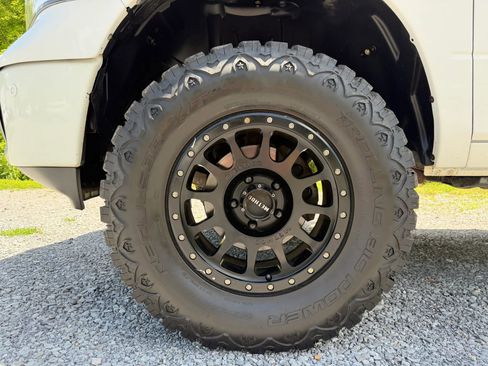 Used 2015 RAM 1500 Big Horn RWD image 41