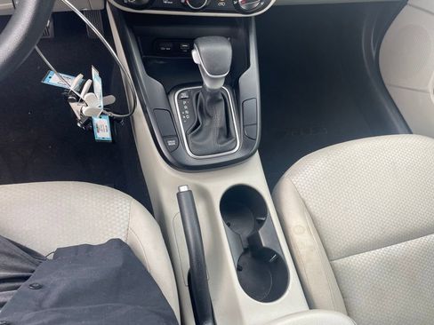 Used 2023 Kia Soul LX image 31