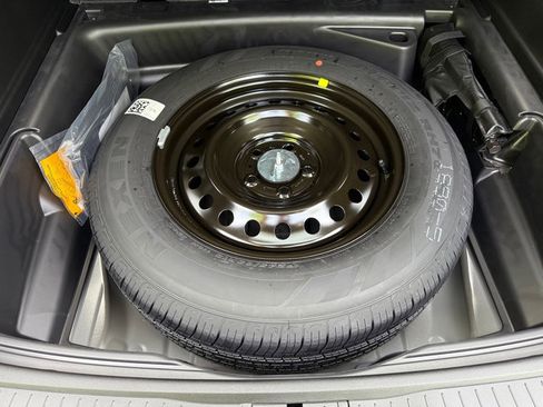 New 2025 Jeep Grand Cherokee Limited w/ Luxury Tech Group II image 19