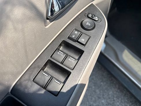 Used 2014 Honda Odyssey EX-L image 21
