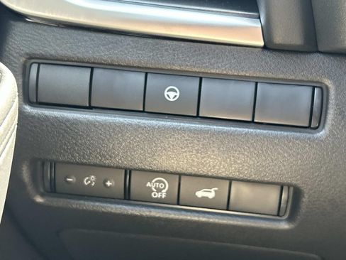 New 2026 Nissan Rogue SV AWD/4WD image 28