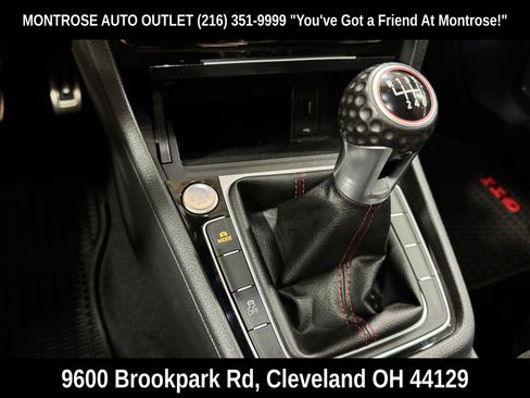 Used 2020 Volkswagen GTI SE image 23