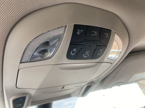 Used 2022 Chrysler Pacifica Limited image 34