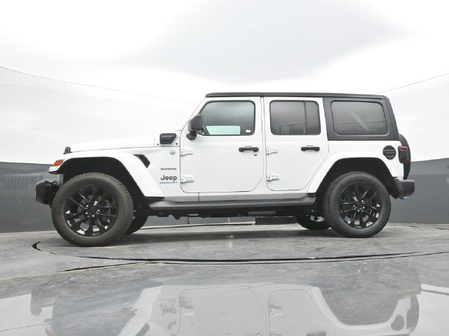 Used 2023 Jeep Wrangler Unlimited Sahara w/ Cold Weather Group AWD/4WD image 53