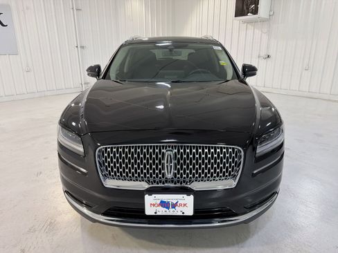 Used 2023 Lincoln Nautilus Reserve w/ Luxury Package image 32