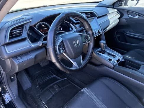 Used 2018 Honda Civic EX image 2