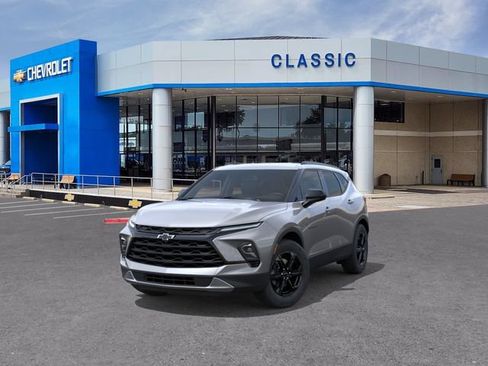 New 2026 Chevrolet Blazer LT w/ Convenience Package FWD image 8