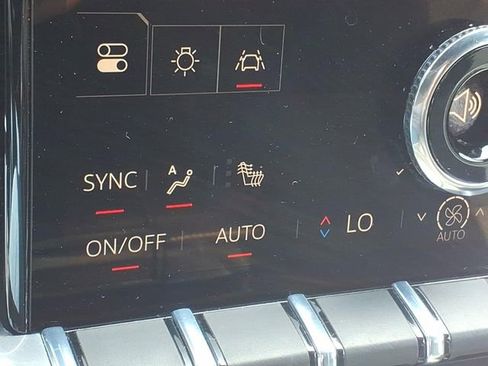 Used 2025 GMC Acadia Elevation AWD/4WD image 19