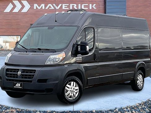 Used 2018 RAM ProMaster 2500 w/ Mopar Trailer Tow Group image 3