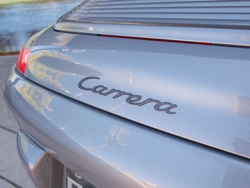 Used 2004 Porsche 911 Carrera RWD image 45
