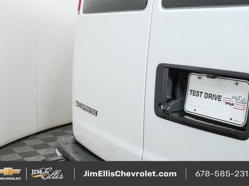 Used 2018 Chevrolet Express 2500 Work Van w/ Driver Convenience Package image 27