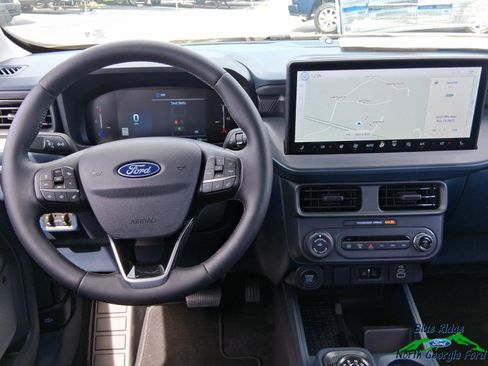 New 2025 Ford Maverick Lariat w/ Black Appearance Package image 15