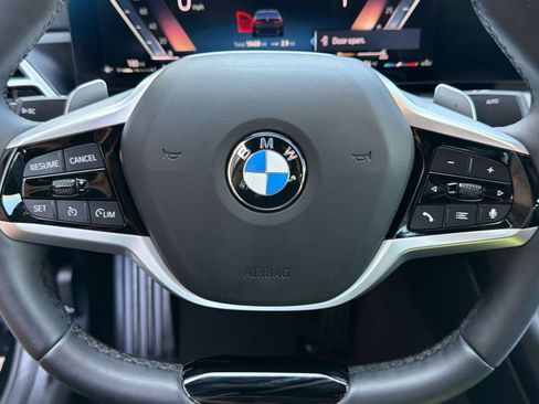 Used 2025 BMW 330i Sedan RWD image 11
