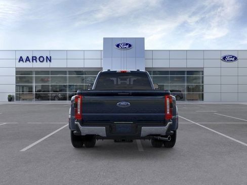 New 2025 Ford F350 Lariat w/ Chrome Package AWD/4WD image 6