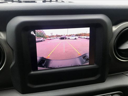 Used 2020 Jeep Gladiator Sport w/ Quick Order Package 24S image 22