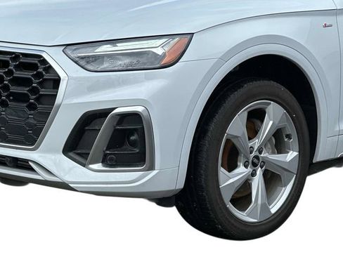 Used 2023 Audi Q5 2.0T Premium Plus w/ Premium Plus Package image 7